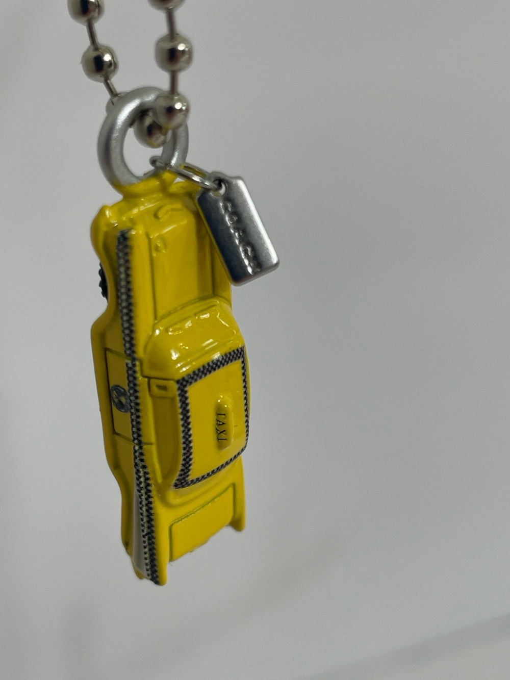 NWOT Coach New York Exclusive Taxi Cab Charm - Picture 5 of 10